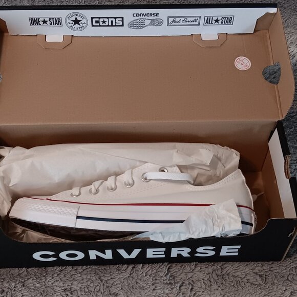 Womans all star converse - Picture 3 of 7